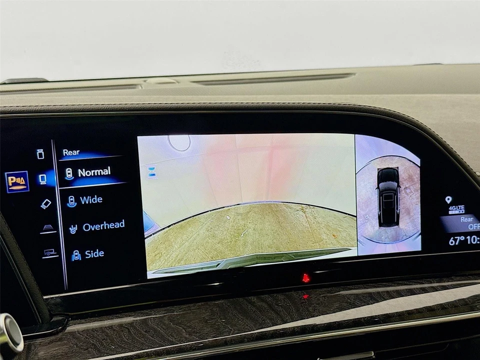 2023 Cadillac Escalade 5th Gen - Image 14 of 21
