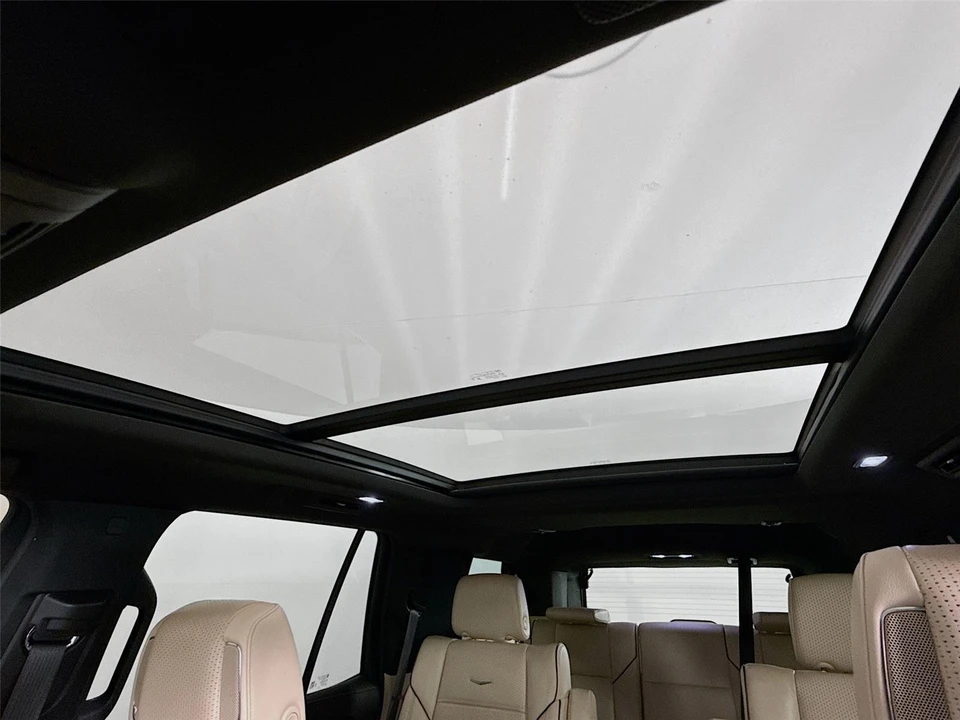 2023 Cadillac Escalade 5th Gen - Image 21 of 21