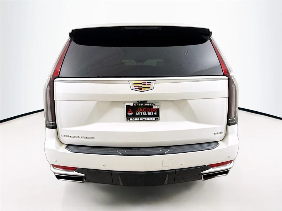 2023 Cadillac Escalade 5th Gen - Image 9 of 14