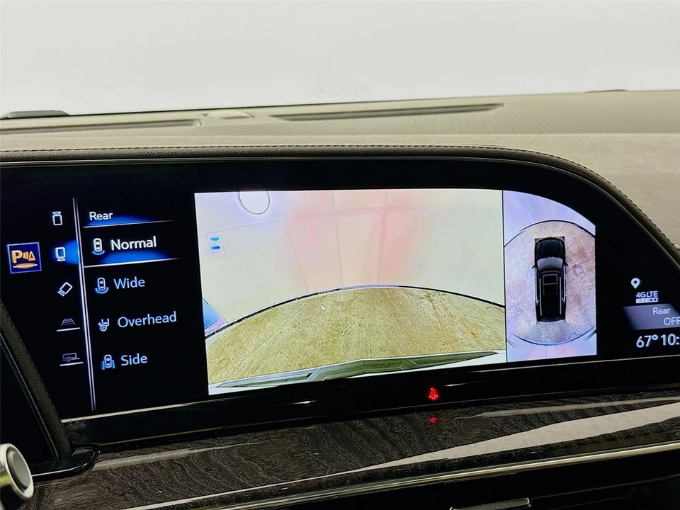 2023 Cadillac Escalade 5th Gen - Image 14 of 21