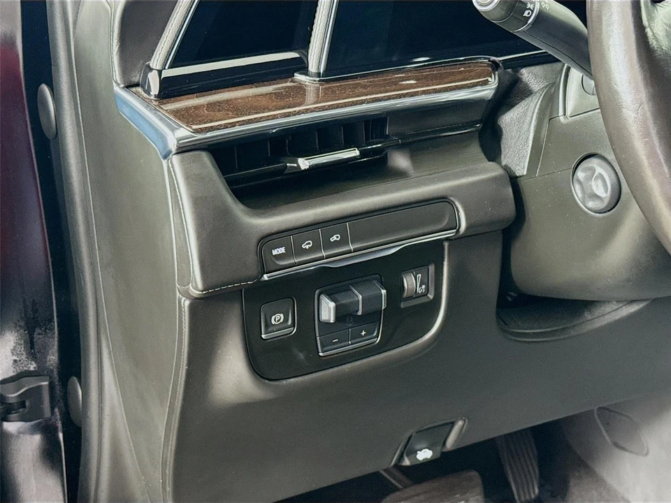 2023 Cadillac Escalade 5th Gen - Image 10 of 21