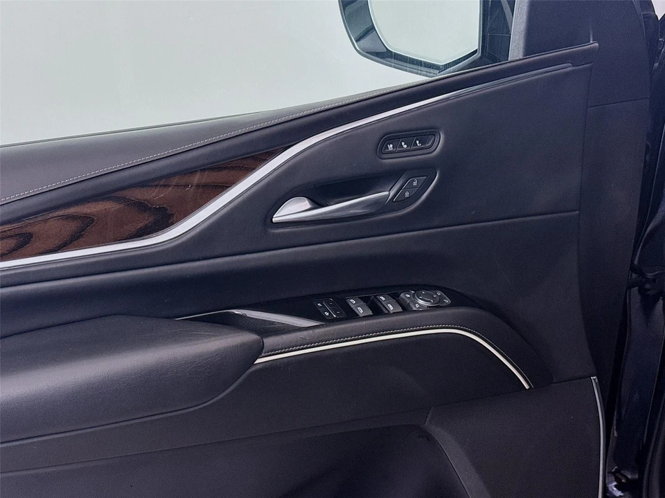 2023 Cadillac Escalade 5th Gen - Image 9 of 14
