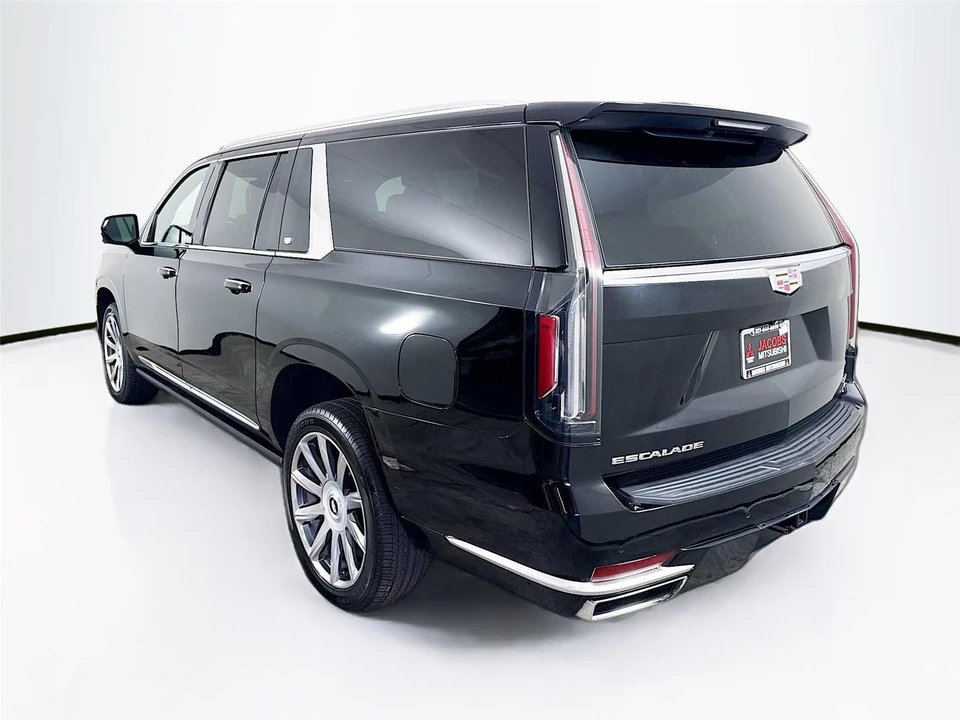 2023 Cadillac Escalade 5th Gen - Image 5 of 21