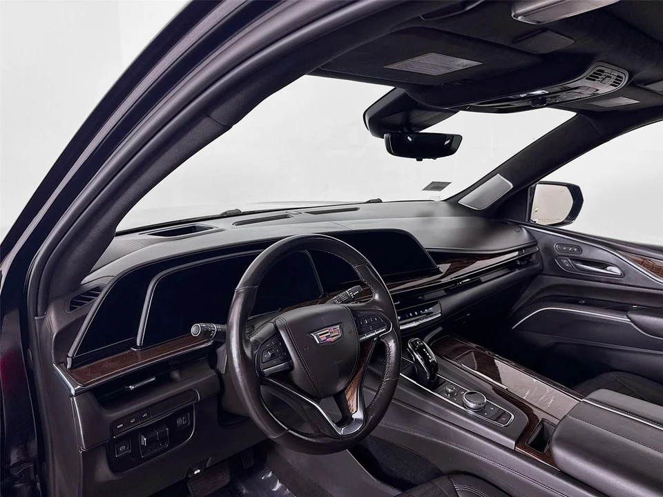 2023 Cadillac Escalade 5th Gen - Image 9 of 21