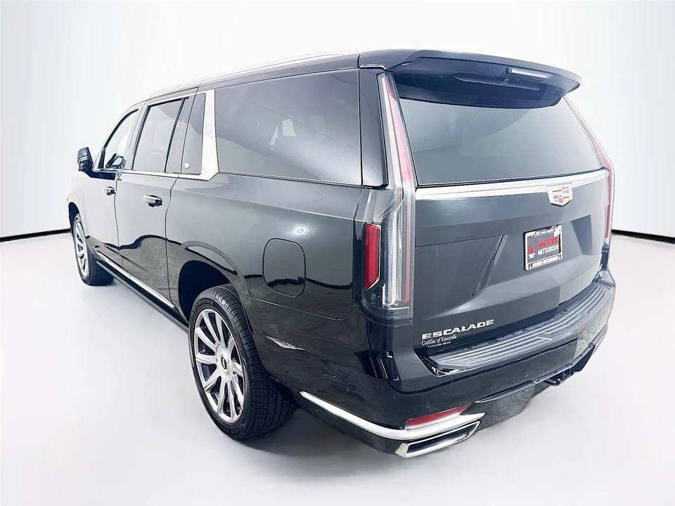 2023 Cadillac Escalade 5th Gen - Image 3 of 14