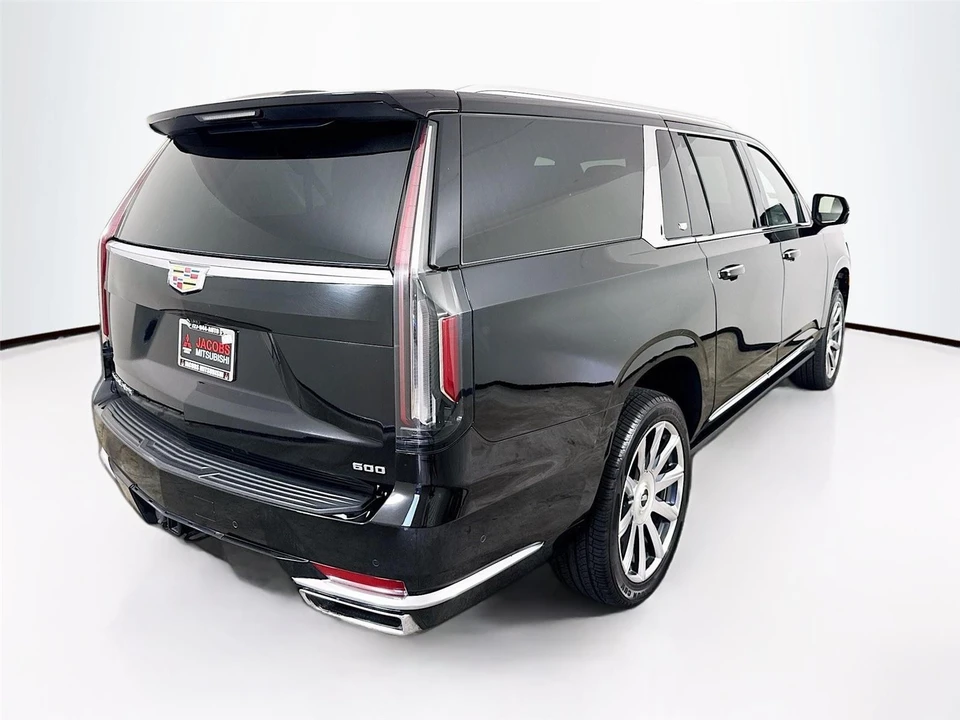 2023 Cadillac Escalade 5th Gen - Image 7 of 21