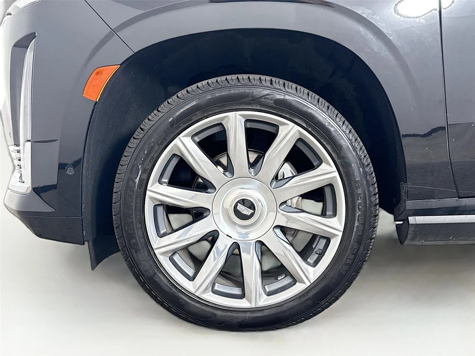 2023 Cadillac Escalade 5th Gen - Image 13 of 14