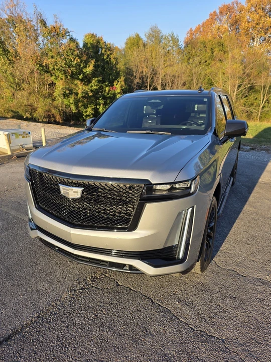 2023 Cadillac Escalade 5th Gen - Image 2 of 20