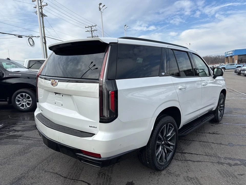 2023 Cadillac Escalade 5th Gen - Image 5 of 12