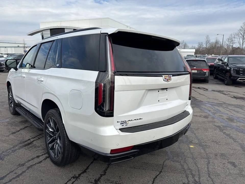 2023 Cadillac Escalade 5th Gen - Image 3 of 12