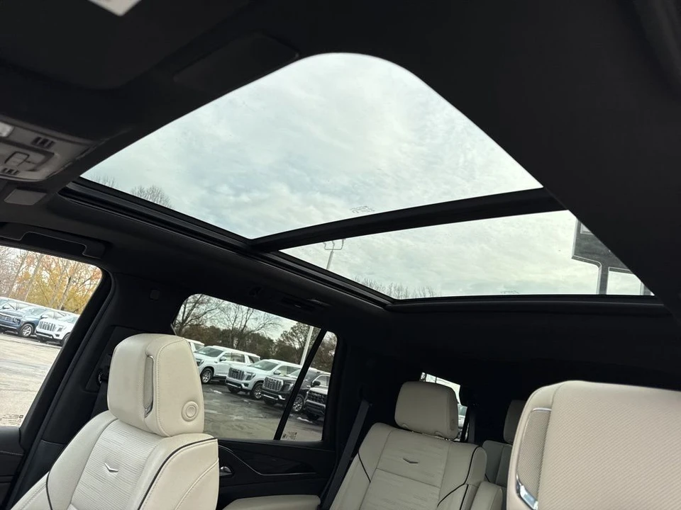 2023 Cadillac Escalade 5th Gen - Image 12 of 12