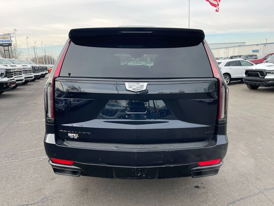 2023 Cadillac Escalade 5th Gen - Image 4 of 12