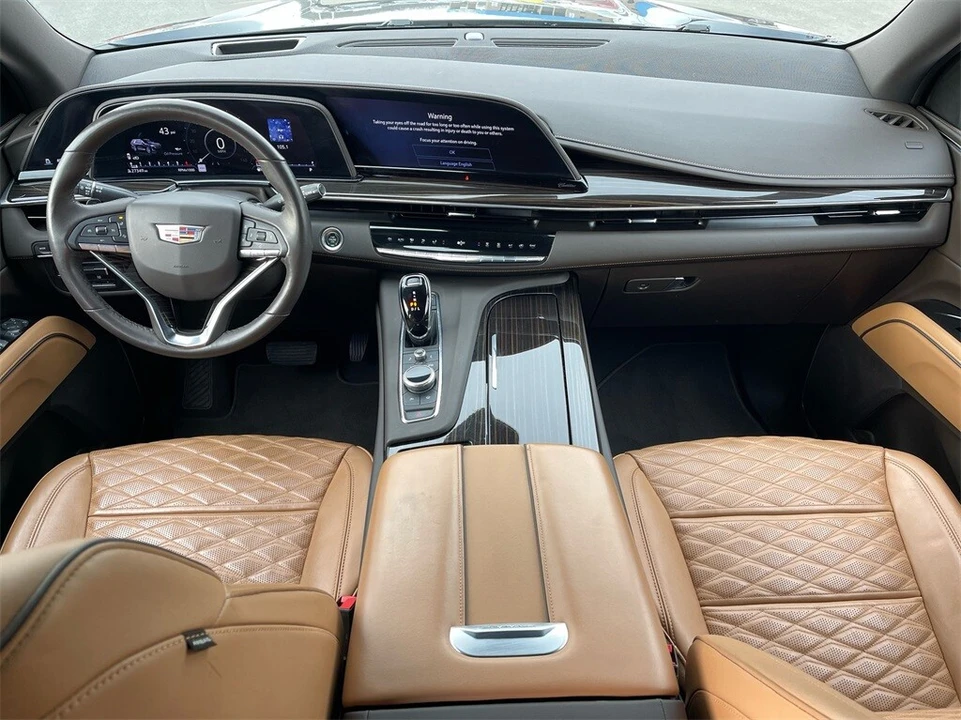 2023 Cadillac Escalade 5th Gen - Image 15 of 21