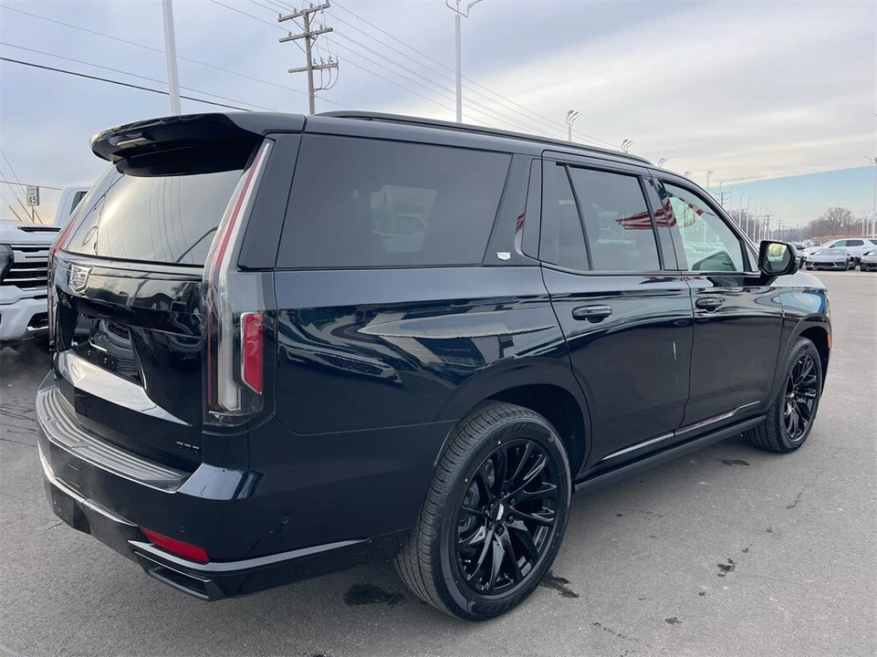 2023 Cadillac Escalade 5th Gen - Image 5 of 21