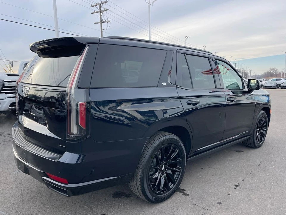 2023 Cadillac Escalade 5th Gen - Image 5 of 12
