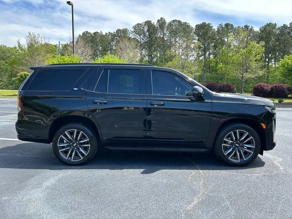 2023 Cadillac Escalade 5th Gen - Image 8 of 12