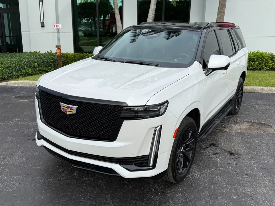 2023 Cadillac Escalade 5th Gen - Image 7 of 21