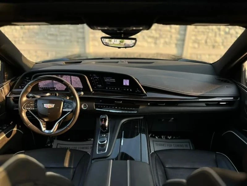 2023 Cadillac Escalade 5th Gen - Image 10 of 12