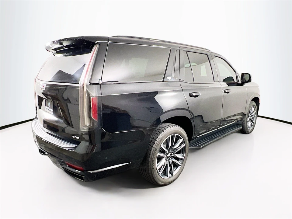 2023 Cadillac Escalade 5th Gen - Image 8 of 12