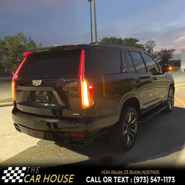 2023 Cadillac Escalade 5th Gen - Image 10 of 12