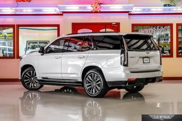 2023 Cadillac Escalade 5th Gen - Image 4 of 21