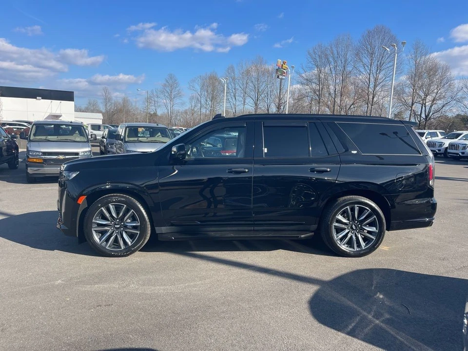 2023 Cadillac Escalade 5th Gen - Image 2 of 12