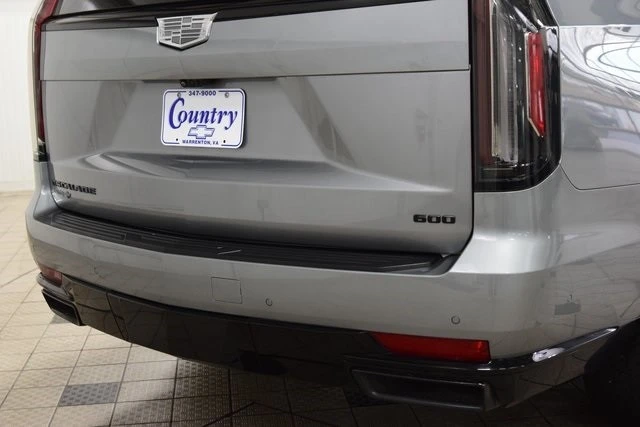 2023 Cadillac Escalade 5th Gen - Image 21 of 21