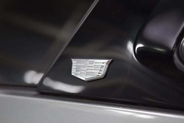 2023 Cadillac Escalade 5th Gen - Image 18 of 21