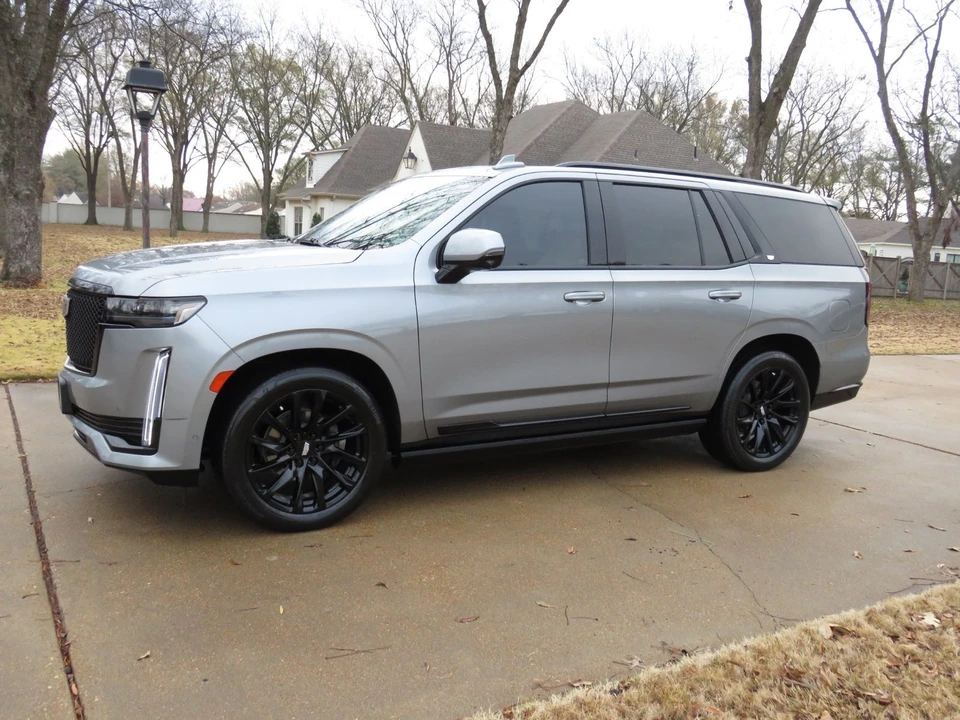 2023 Cadillac Escalade 5th Gen - Image 6 of 12