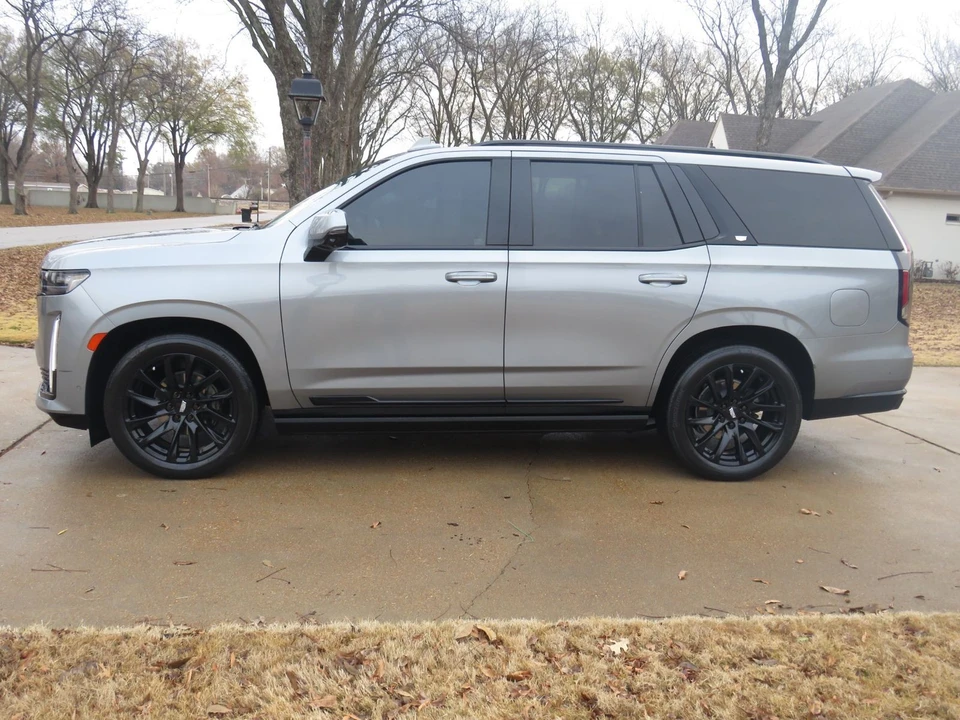 2023 Cadillac Escalade 5th Gen - Image 7 of 12
