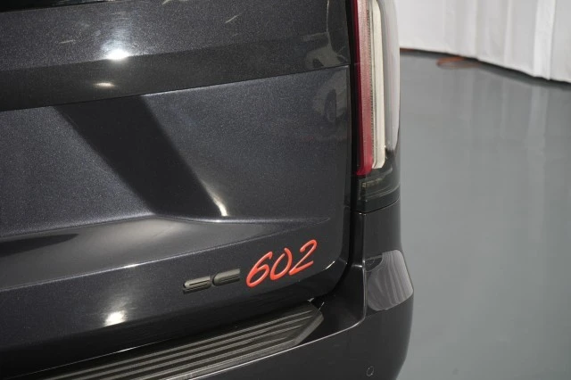 2023 Cadillac Escalade 5th Gen - Image 21 of 21