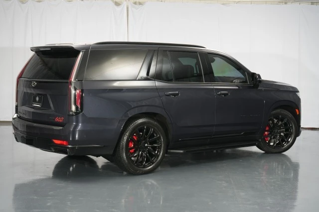 2023 Cadillac Escalade 5th Gen - Image 15 of 21