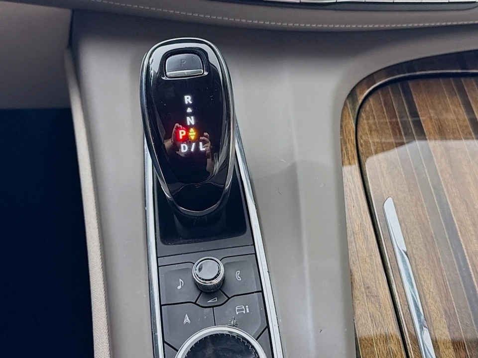 2023 Cadillac Escalade 5th Gen - Image 21 of 21