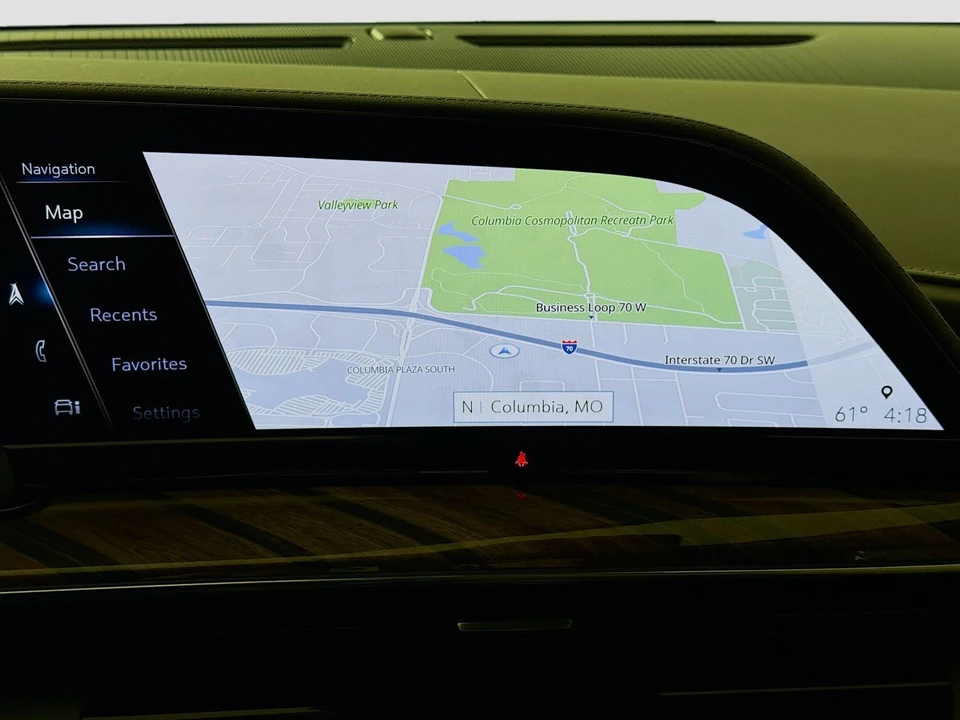 2023 Cadillac Escalade 5th Gen - Image 18 of 21