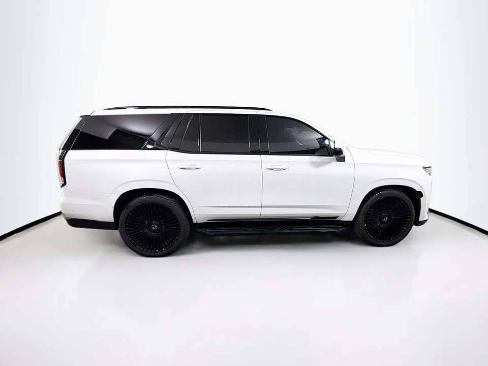 2023 Cadillac Escalade 5th Gen - Image 9 of 21