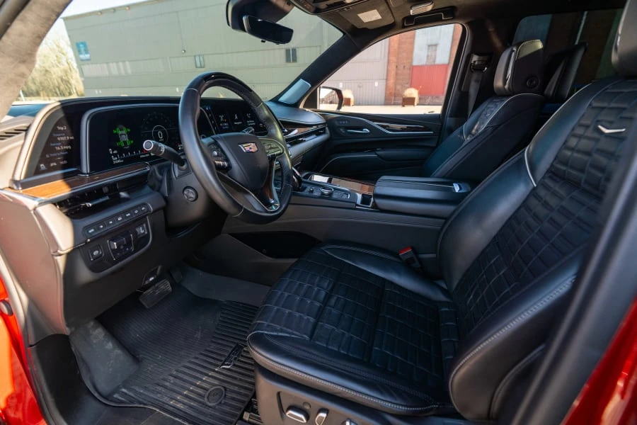 2023 Cadillac Escalade 5th Gen - Image 16 of 26