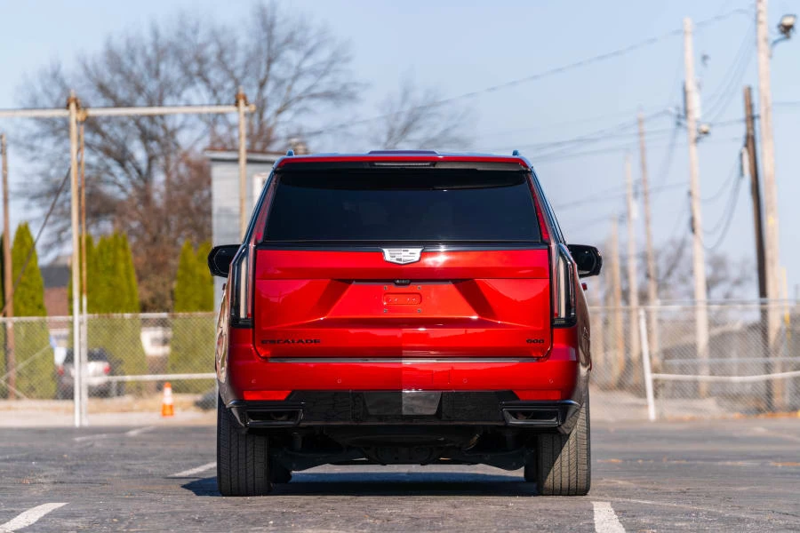 2023 Cadillac Escalade 5th Gen - Image 5 of 26