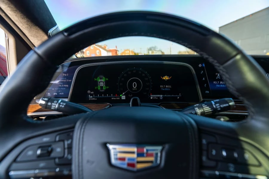 2023 Cadillac Escalade 5th Gen - Image 19 of 26