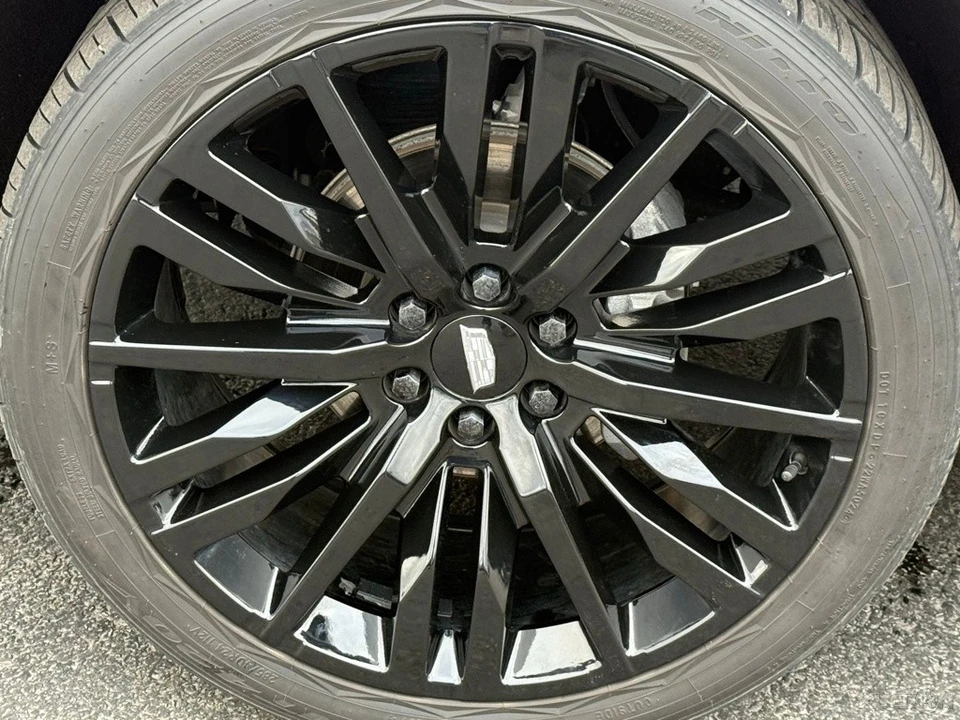 2023 Cadillac Escalade 5th Gen - Image 10 of 12