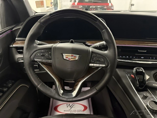 2023 Cadillac Escalade 5th Gen - Image 17 of 21