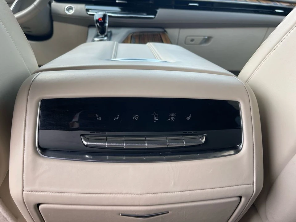 2023 Cadillac Escalade 5th Gen - Image 14 of 21