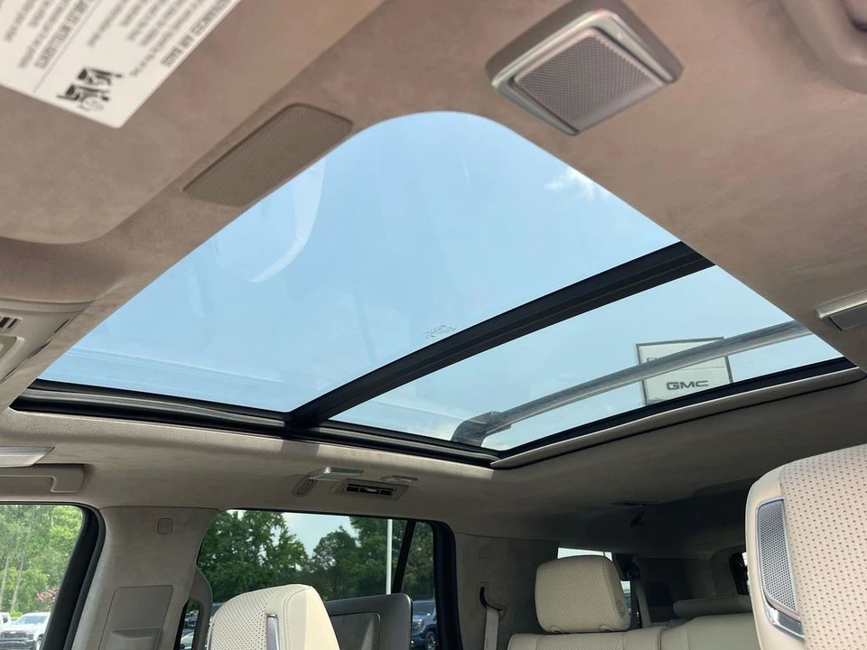 2023 Cadillac Escalade 5th Gen - Image 12 of 12