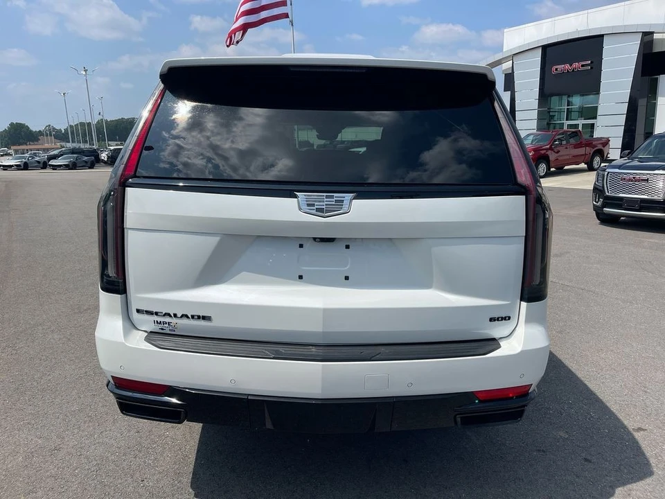 2023 Cadillac Escalade 5th Gen - Image 4 of 12