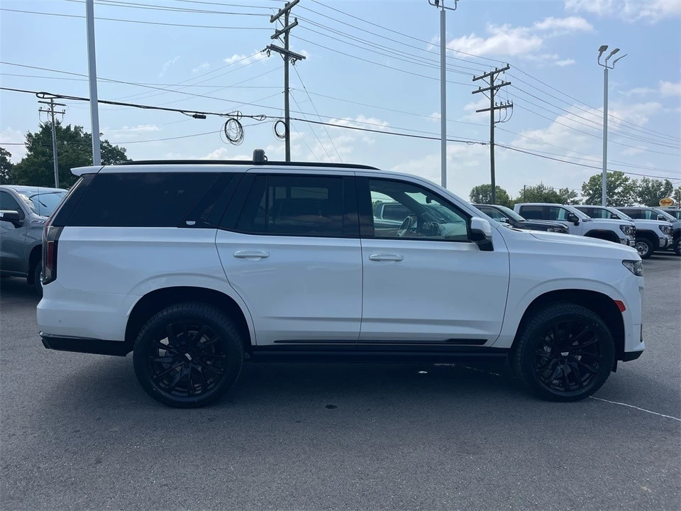 2023 Cadillac Escalade 5th Gen - Image 6 of 12