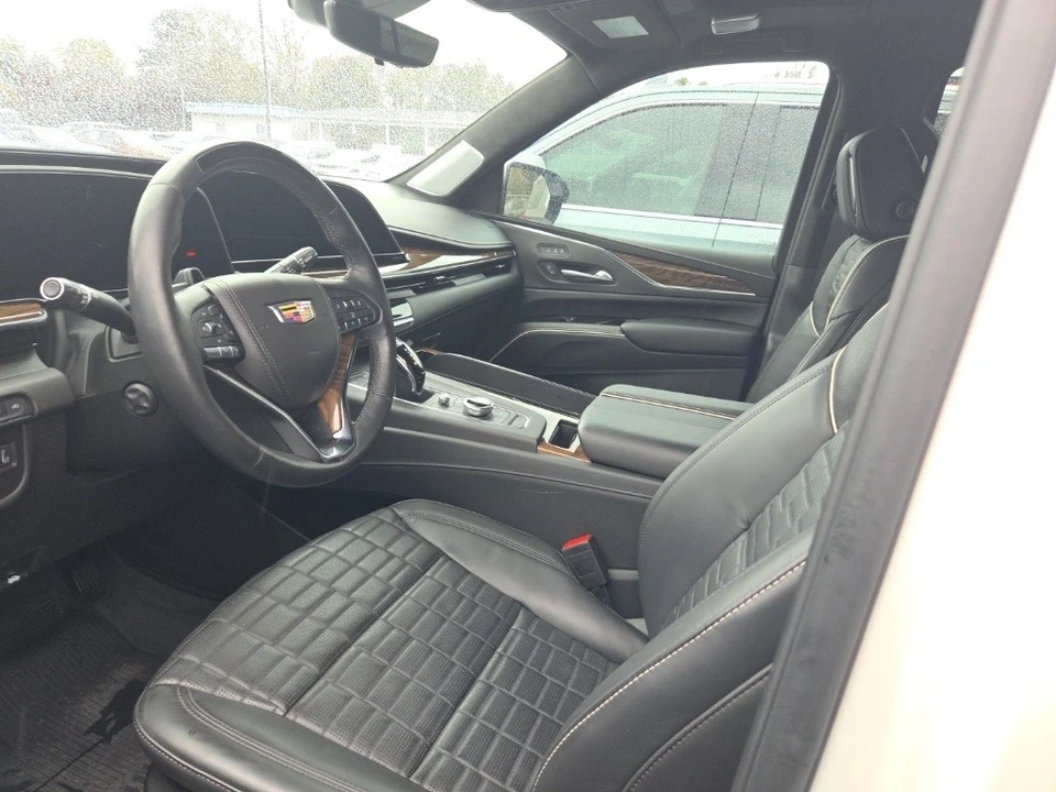 2023 Cadillac Escalade 5th Gen - Image 3 of 5