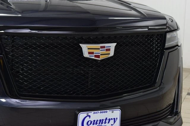 2023 Cadillac Escalade 5th Gen - Image 11 of 12