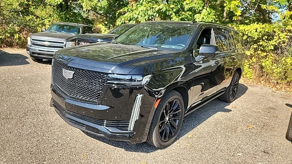 2023 Cadillac Escalade 5th Gen - Image 2 of 12