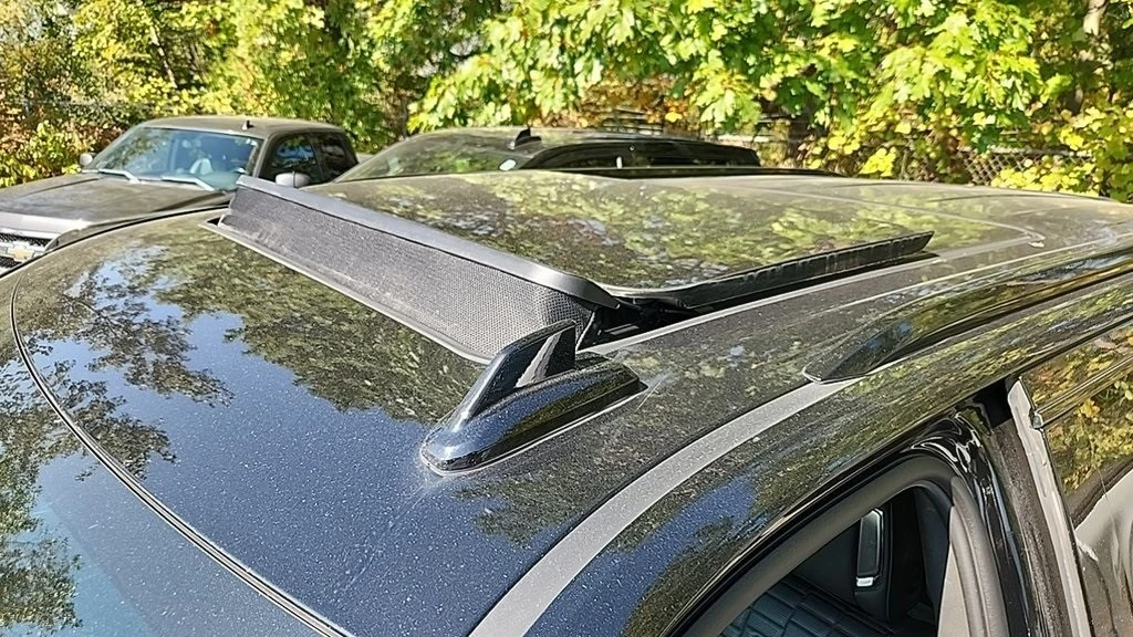 2023 Cadillac Escalade 5th Gen - Image 11 of 12