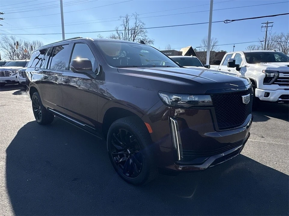 2023 Cadillac Escalade 5th Gen - Image 7 of 12