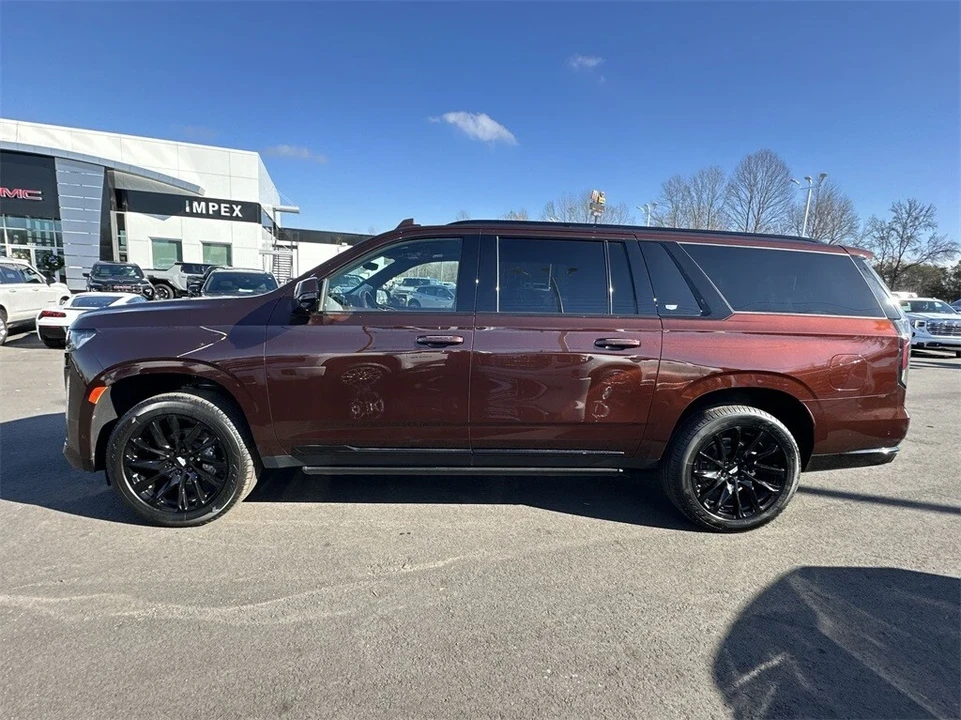 2023 Cadillac Escalade 5th Gen - Image 2 of 12